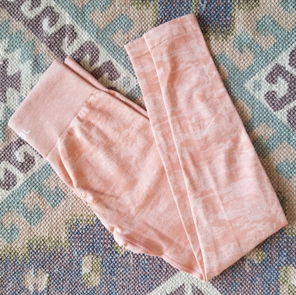 Aybl Camo Seamless Leggings - peach - Picture 3 of 8